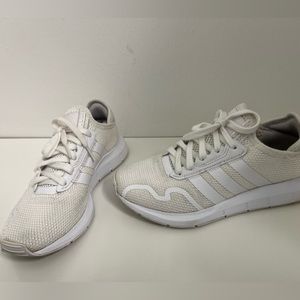 adidas swift run white sneakers size 7